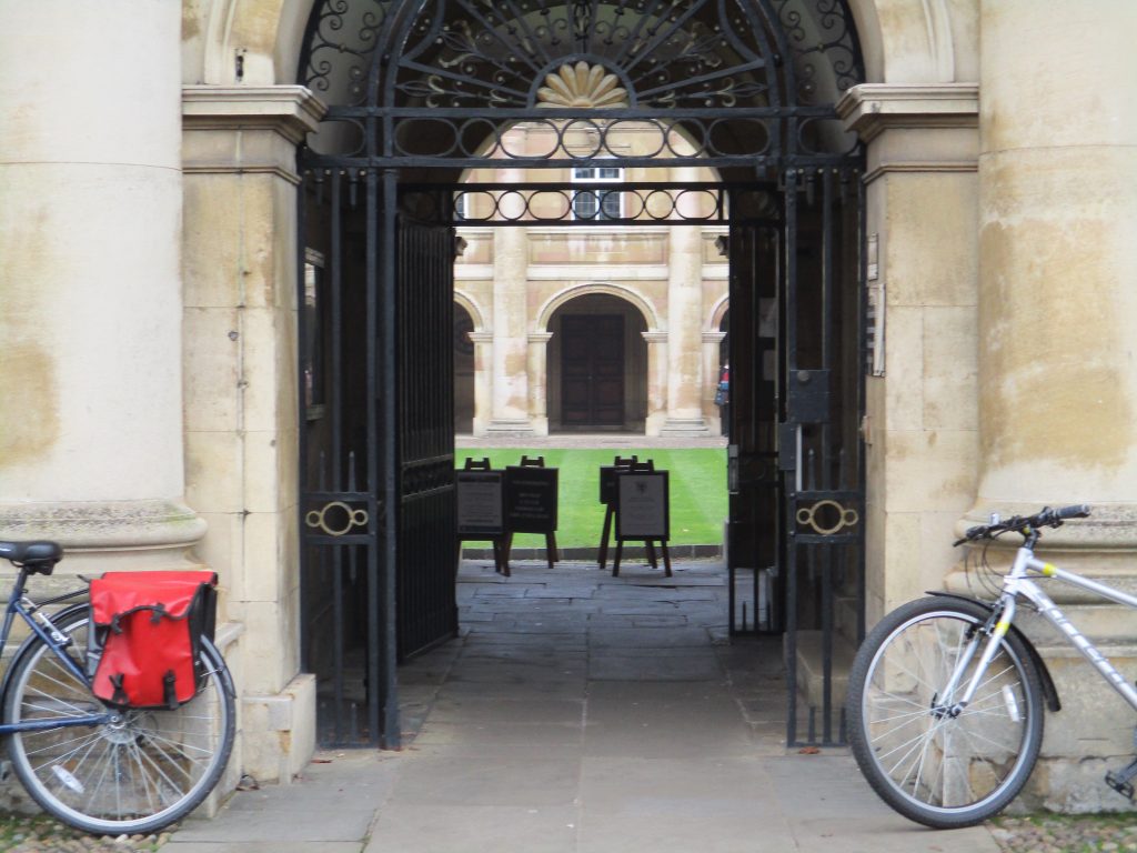 Photograph of Emmanuel Colleg Cambridge from the street